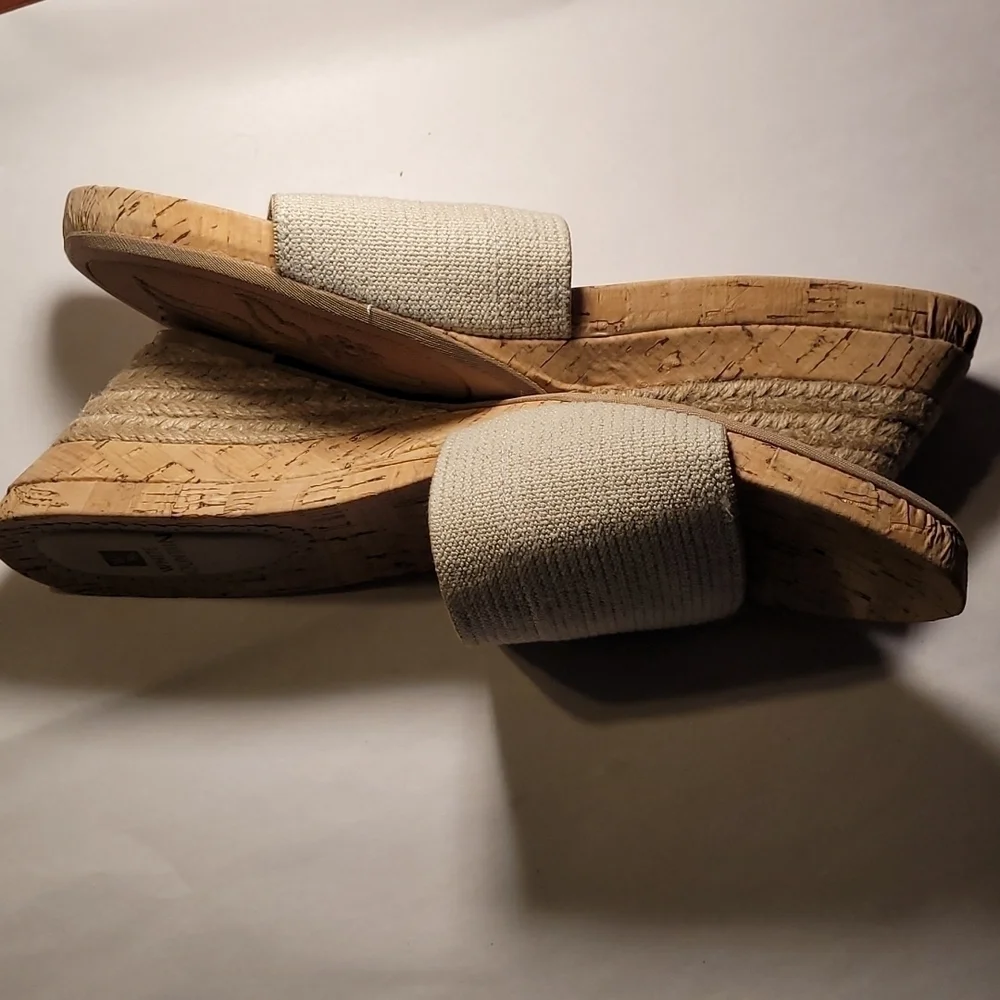 White Mountain Women's Wedged Slipons
